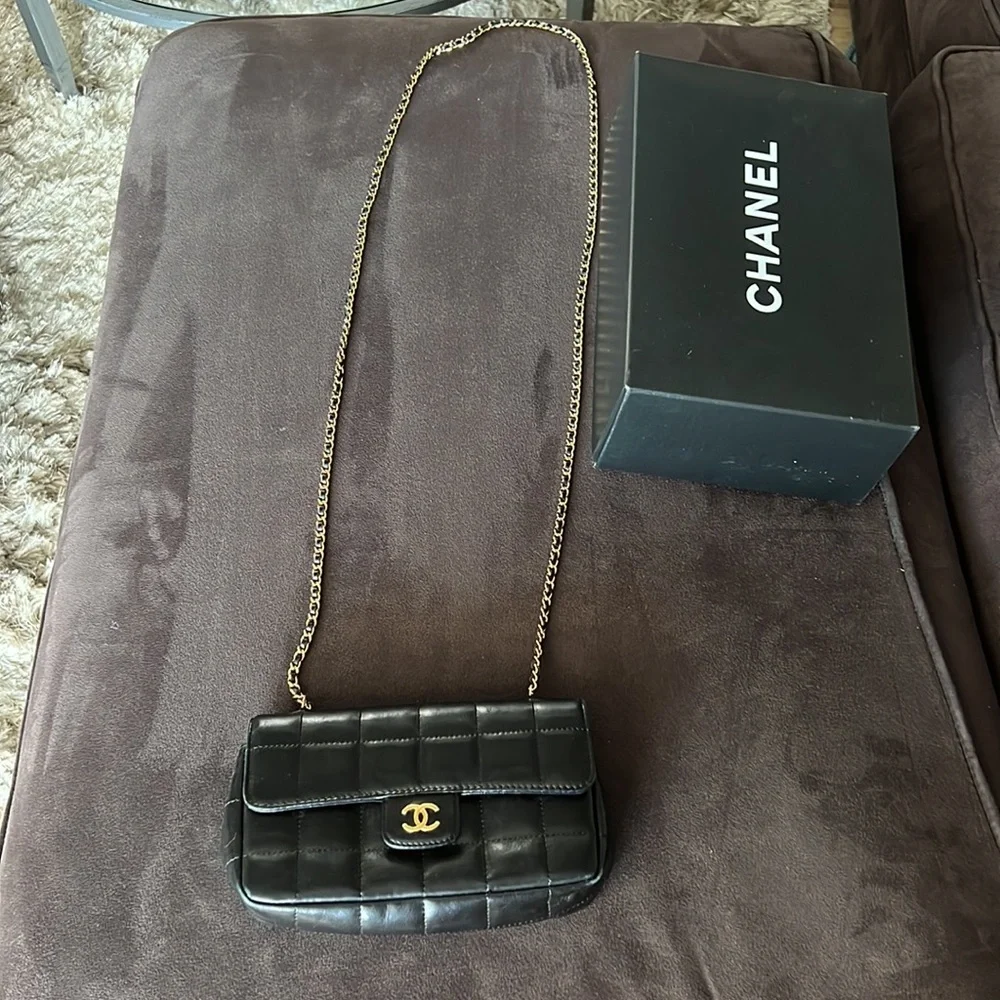 authentic CHANEL Lambskin Quilted Mini Rectangular Flap in Black - Picture 2 of 14